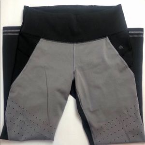 Athleta Cropped Leggings